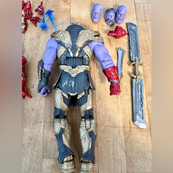 Marvel Legends ironman & Thanos (Endgame) - Picture 3 of 5